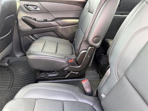 Certified 2024 Chevrolet Traverse RS w/ LPO, Cargo Package image 15