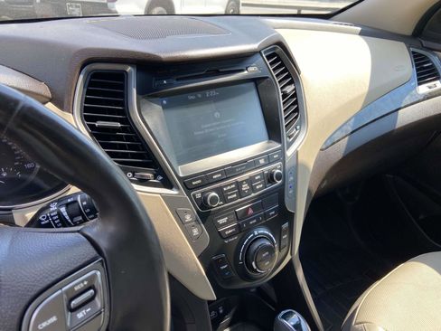 Used 2017 Hyundai Santa Fe Sport w/ 2.4L Tech Package 04 image 18