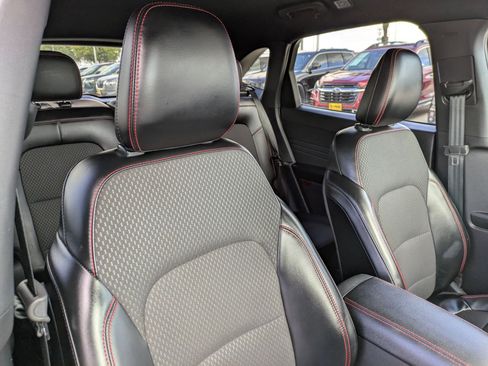 Used 2024 Ford Escape ST-Line image 31