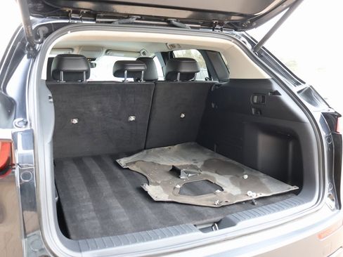 Used 2024 MAZDA CX-50 AWD 2.5 S w/ Preferred Package image 16