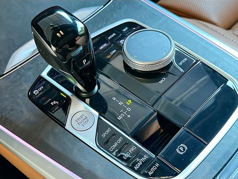 Certified 2023 BMW X5 sDrive40i w/ M Sport Package image 17