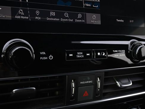 Used 2024 INFINITI QX80 Luxe image 33