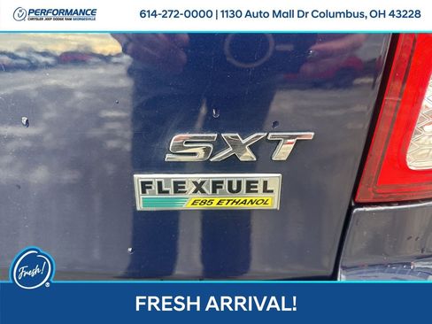 Used 2014 Dodge Grand Caravan SXT image 25