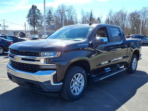 Used 2019 Chevrolet Silverado 1500 LT w/ All-Star Edition image 3
