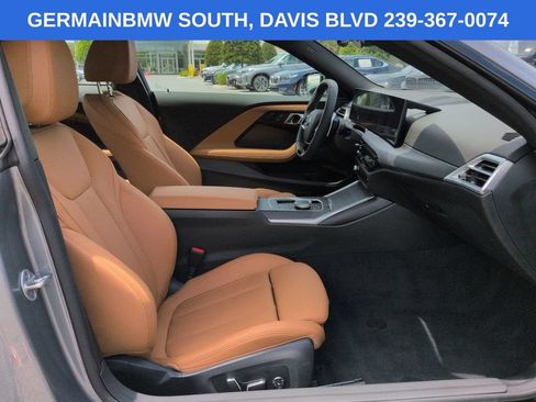 Used 2025 BMW 230i Coupe w/ Premium Package RWD image 15
