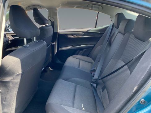 Used 2025 Toyota Camry LE image 13