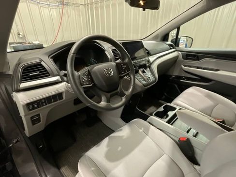 Used 2022 Honda Odyssey EX image 9