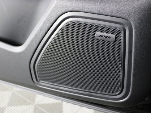 New 2026 Porsche Macan image 17