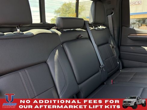 Used 2022 Chevrolet Silverado 1500 High Country w/ Technology Package RWD image 27