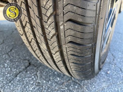 Used 2019 Jeep Compass Trailhawk w/ Leather Interior Group image 10