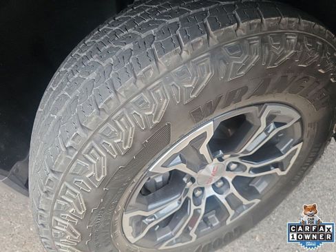 Used 2022 GMC Sierra 1500 SLE AWD/4WD image 24