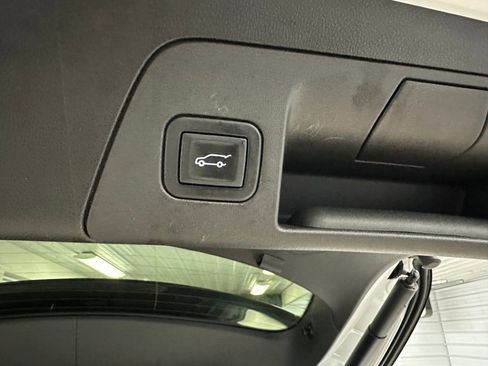 Certified 2023 Buick Envision Essence image 24