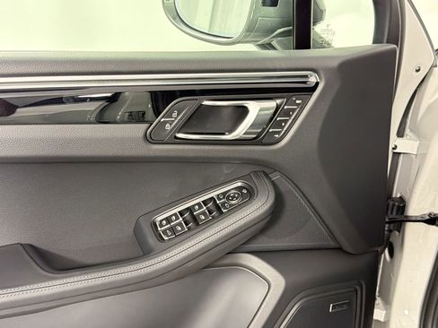 New 2026 Porsche Macan Turbo AWD/4WD image 15