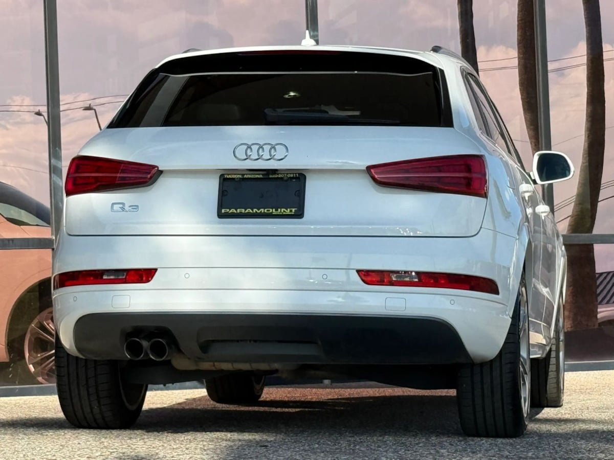 Used 2016 Audi Q3 2.0T Premium Plus w/ Technology Package FWD image 11