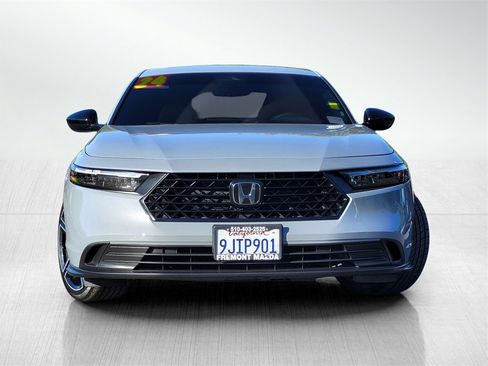 Used 2024 Honda Accord Sport image 2