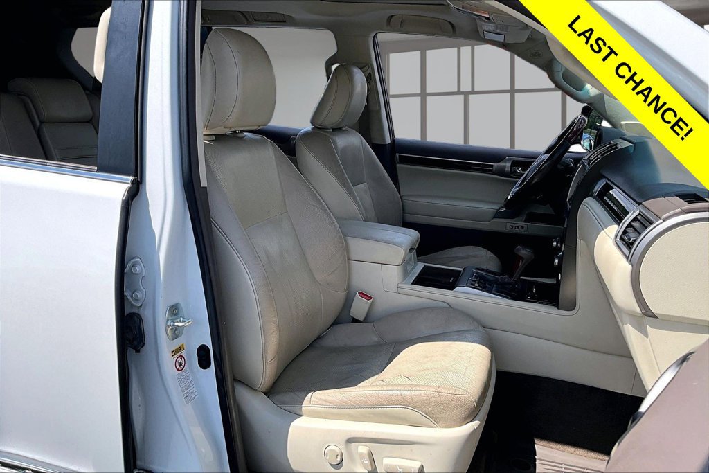Used 2016 Lexus GX 460 w/ Premium Package AWD/4WD image 7