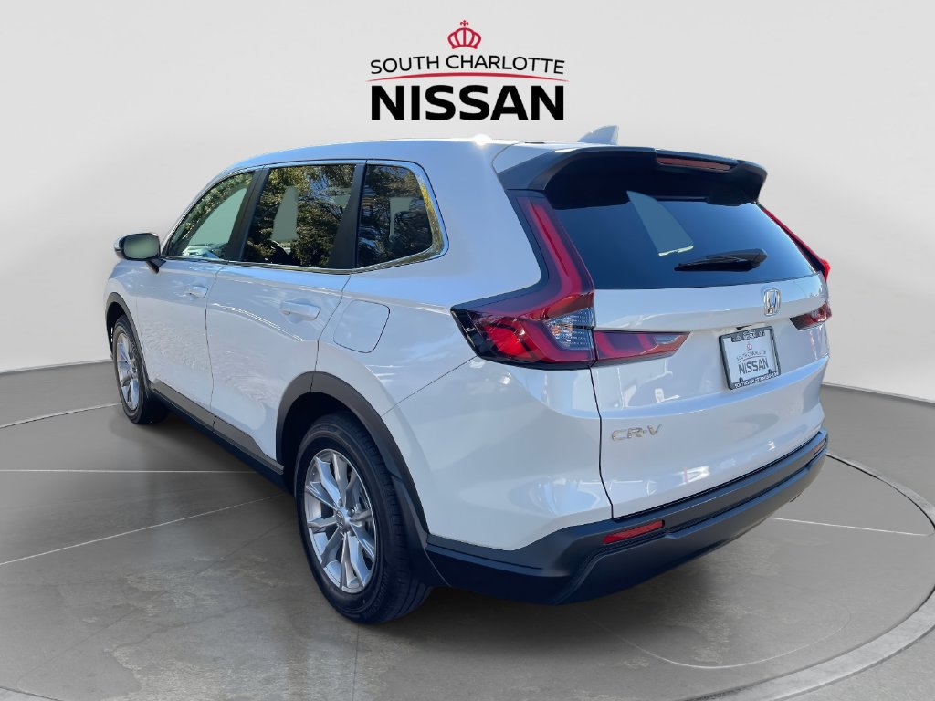 Used 2025 Honda CR-V EX image 4