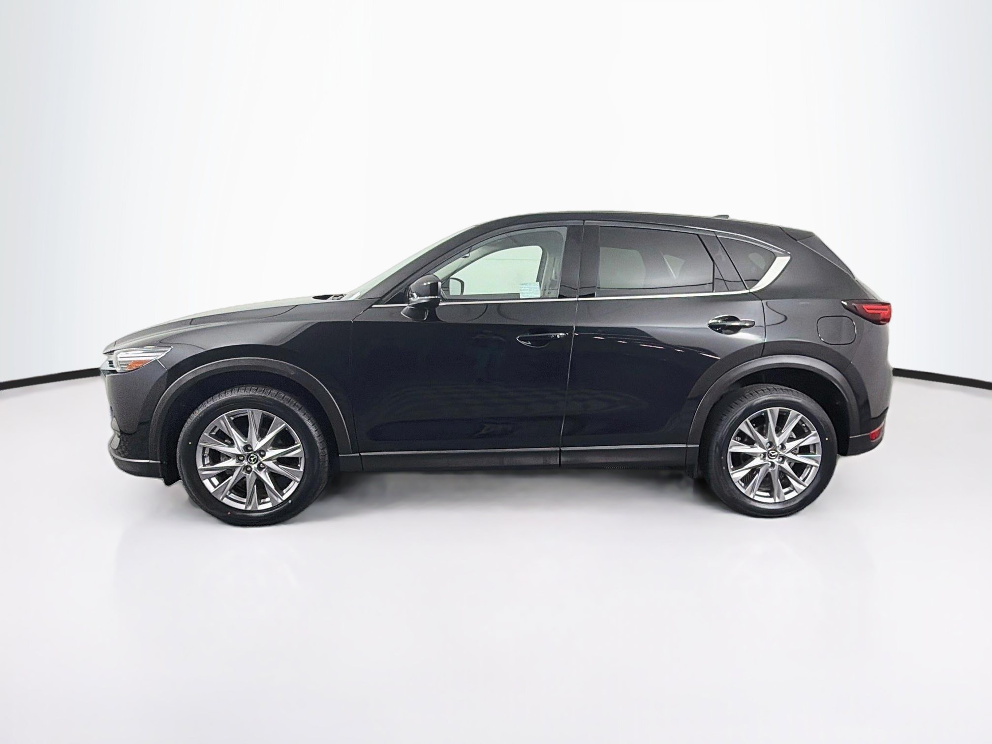 Used 2020 MAZDA CX-5 Grand Touring w/ GT Premium Package FWD image 4