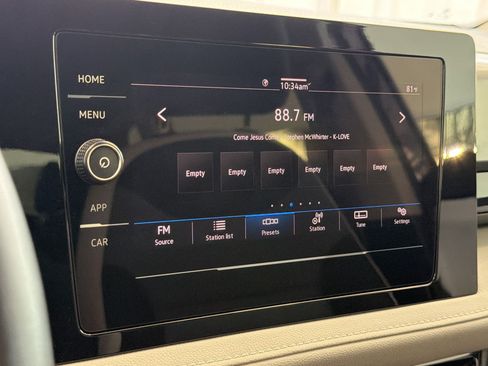 Certified 2025 Volkswagen Taos S FWD image 21