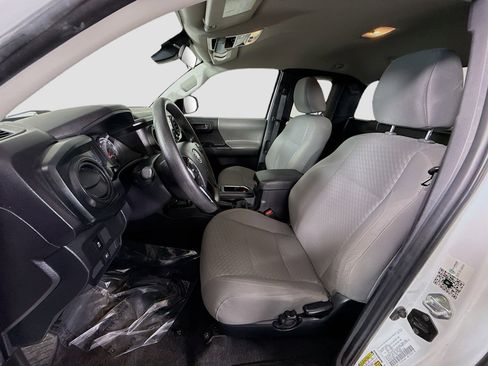 Used 2022 Toyota Tacoma SR image 21