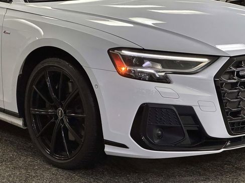 Used 2022 Audi A8 L 3.0T image 10