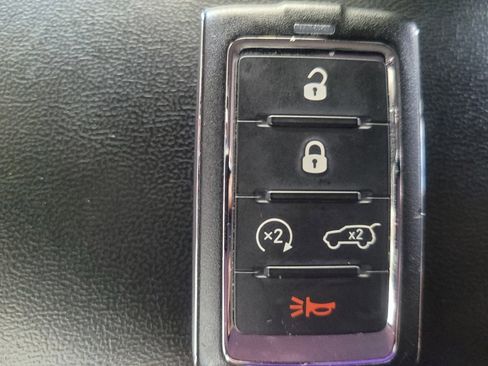 Used 2022 Jeep Grand Cherokee Trailhawk image 32