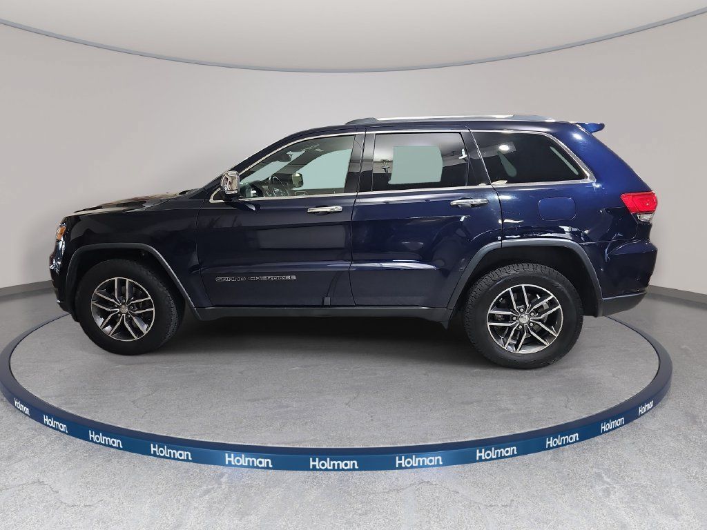 Used 2017 Jeep Grand Cherokee Limited AWD/4WD image 9