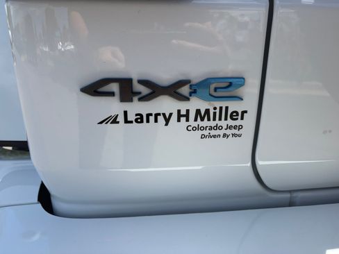 Used 2024 Jeep Wrangler High Altitude AWD/4WD image 31