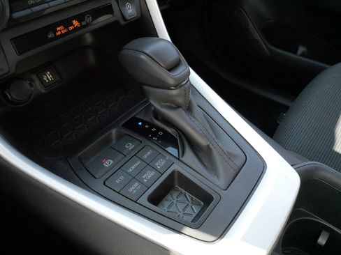 Certified 2024 Toyota RAV4 LE image 24