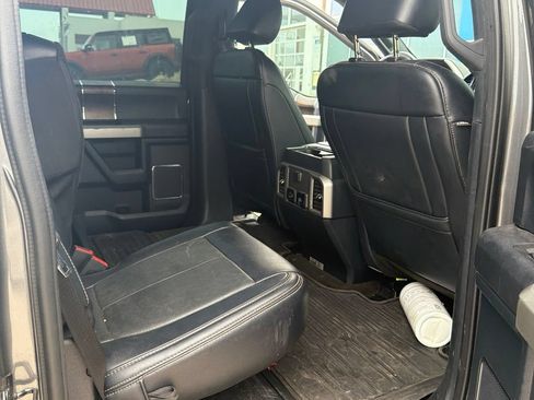 Used 2022 Ford F250 Lariat w/ Lariat Ultimate Package AWD/4WD image 12