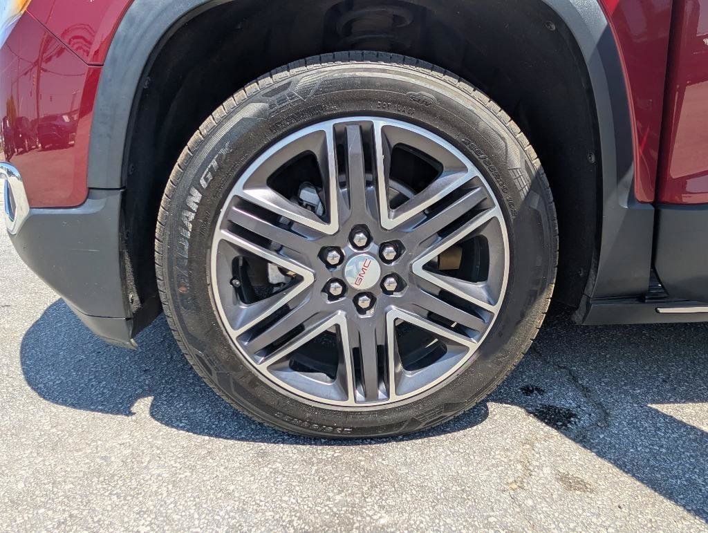 Used 2017 GMC Acadia SLT FWD image 11