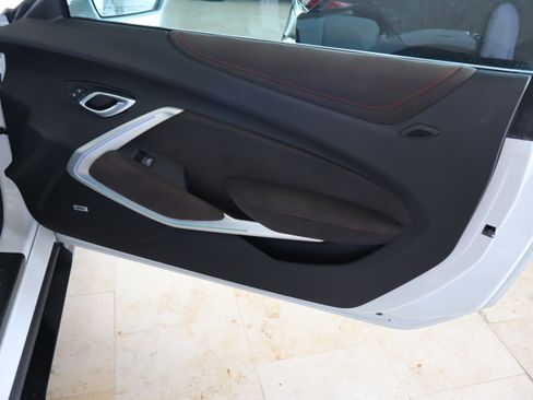 Used 2022 Chevrolet Camaro ZL1 RWD image 33