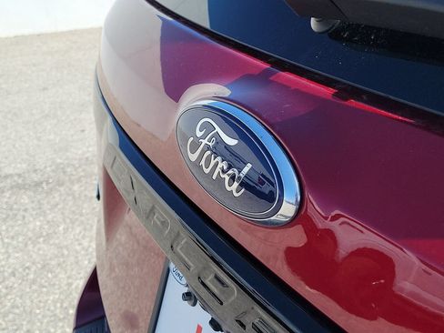 Used 2019 Ford Explorer Sport w/ Equipment Group 401A AWD/4WD image 8