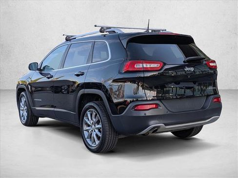 Used 2018 Jeep Cherokee Limited image 8