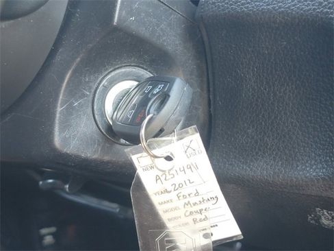 Used 2012 Ford Mustang Premium image 23