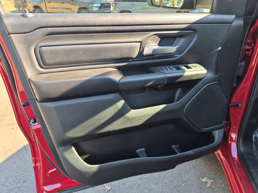 New 2026 RAM 1500 Express AWD/4WD image 11