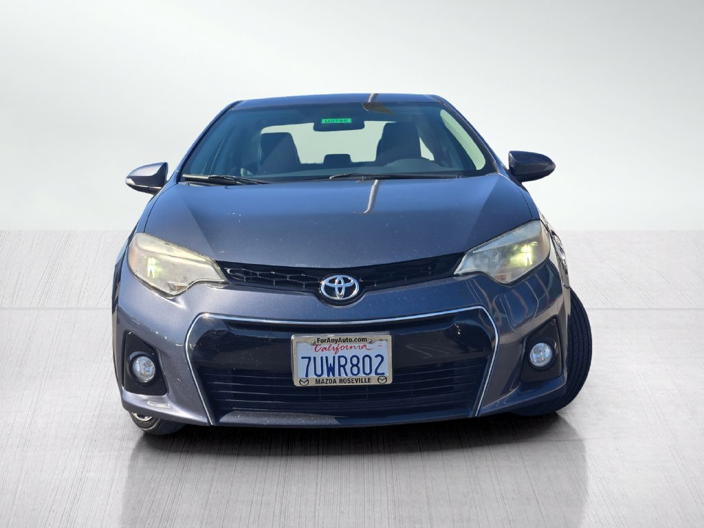 Used 2016 Toyota Corolla FWD image 2