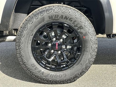 New 2026 GMC Canyon Elevation image 27