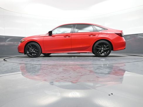 Certified 2025 Honda Civic Sport image 32