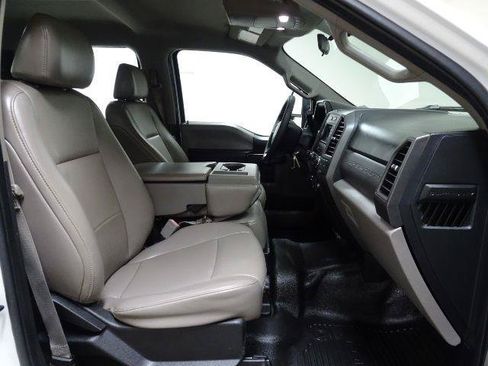 Used 2019 Ford F250 XL w/ Power Equipment Group AWD/4WD image 43