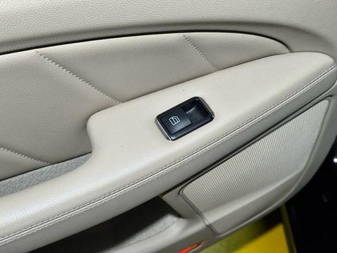 Used 2012 Mercedes-Benz CLS 550 image 16