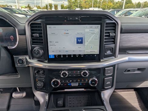 New 2025 Ford F150 Lariat w/ Equipment Group 501A Mid image 15