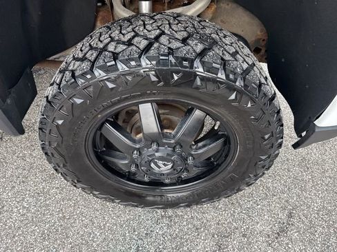 Used 2023 GMC Sierra 3500 Denali w/ Denali Ultimate Package image 10