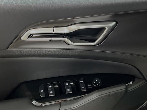Used 2023 Kia Sportage EX image 17