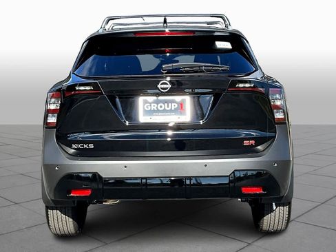 New 2026 Nissan Kicks SR w/ SR Premium Package image 4