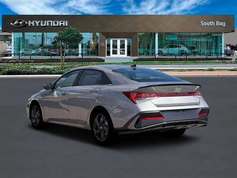New 2026 Hyundai Elantra SEL Sport image 5