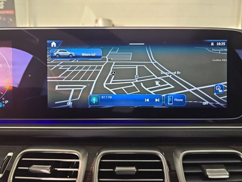 New 2026 Mercedes-Benz GLE 350 4MATIC image 24