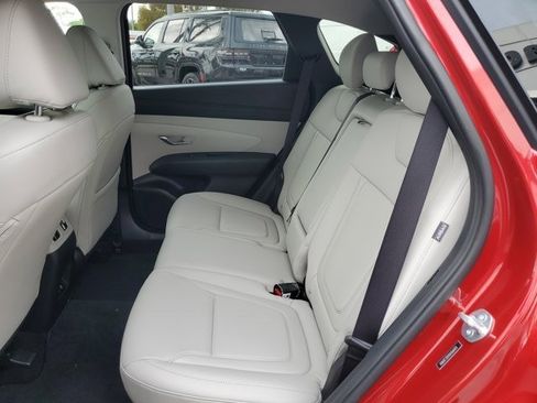 Used 2025 Hyundai Tucson SEL image 18
