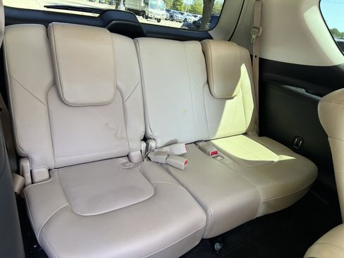 Used 2021 Nissan Armada Platinum w/ Captain's Chairs Package RWD image 32