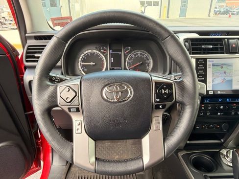 Used 2023 Toyota 4Runner Limited AWD/4WD image 19